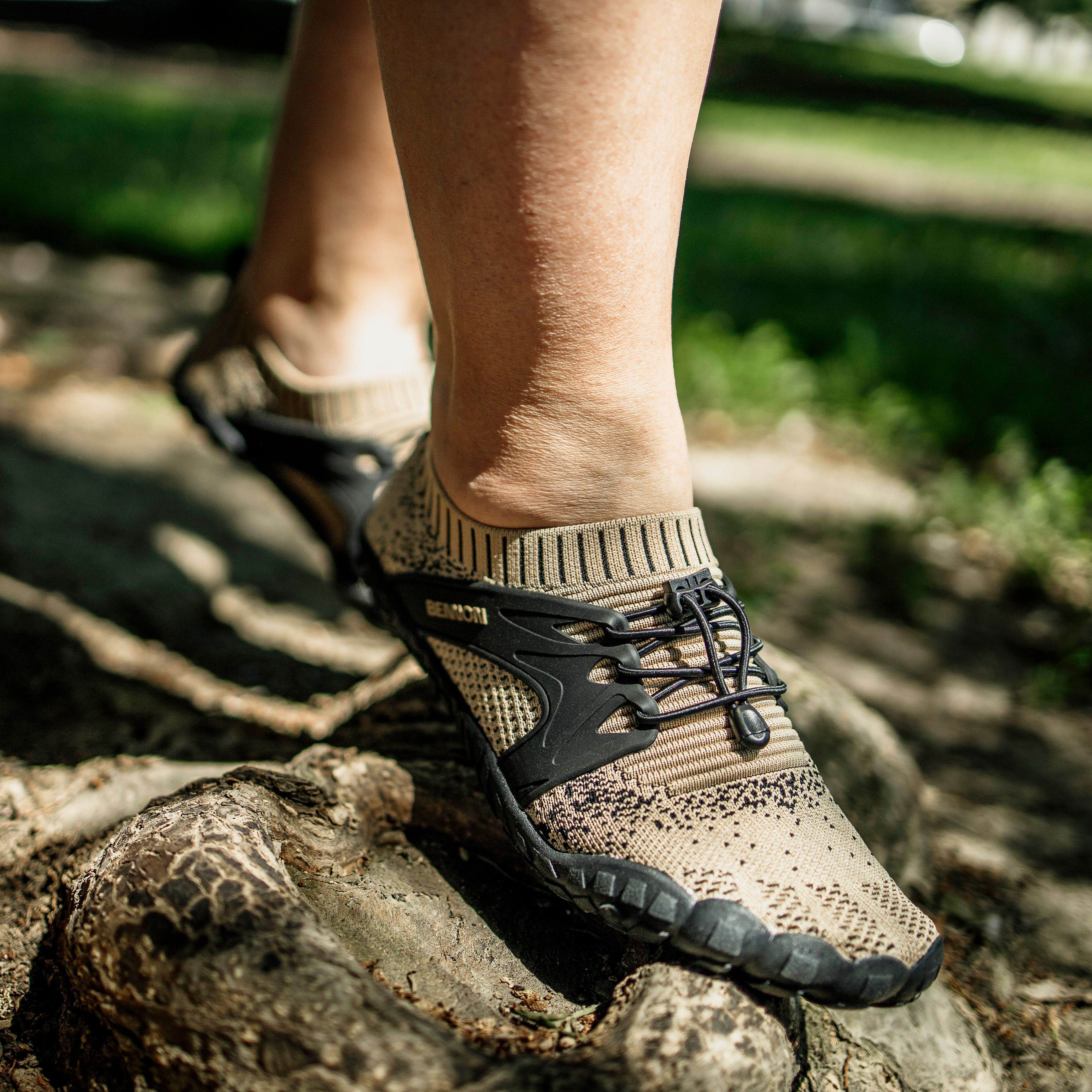 371304_0824060016_BOSKY_Sand_Barefoot_mood_1.jpg