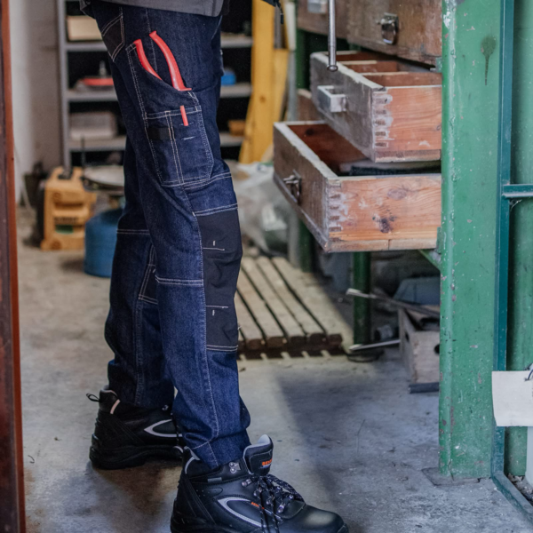 498077_0751190090_ICARUS__Jeans_blue_11.png