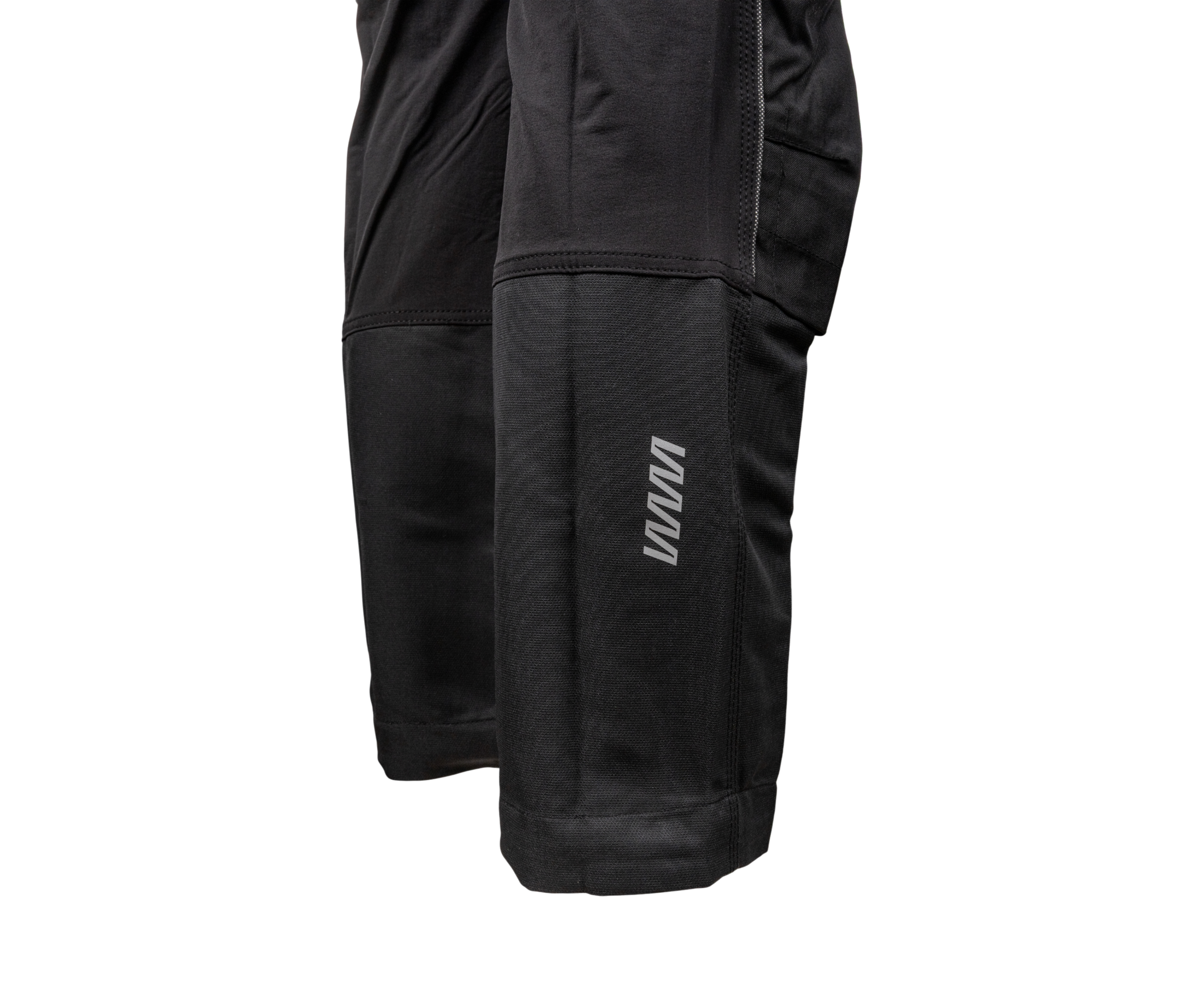 511295_0822130060_EREBOS_Bibpants_black__12.png